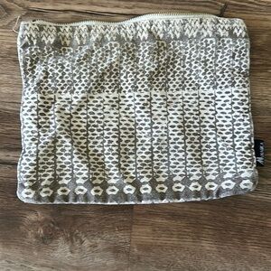 Manaola clutch